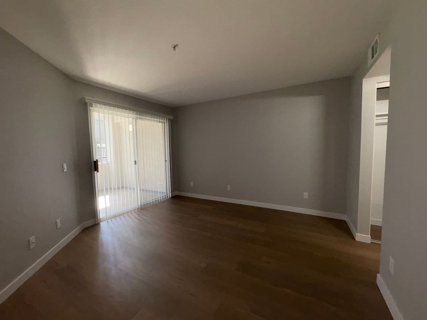 Costa Mesa Apartment: 2855 Pinecreek Drive