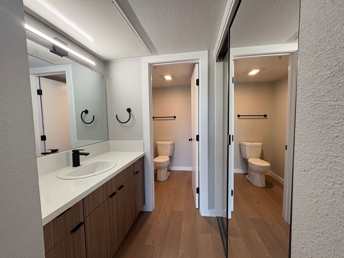 Costa Mesa Apartment: 2855 Pinecreek Drive