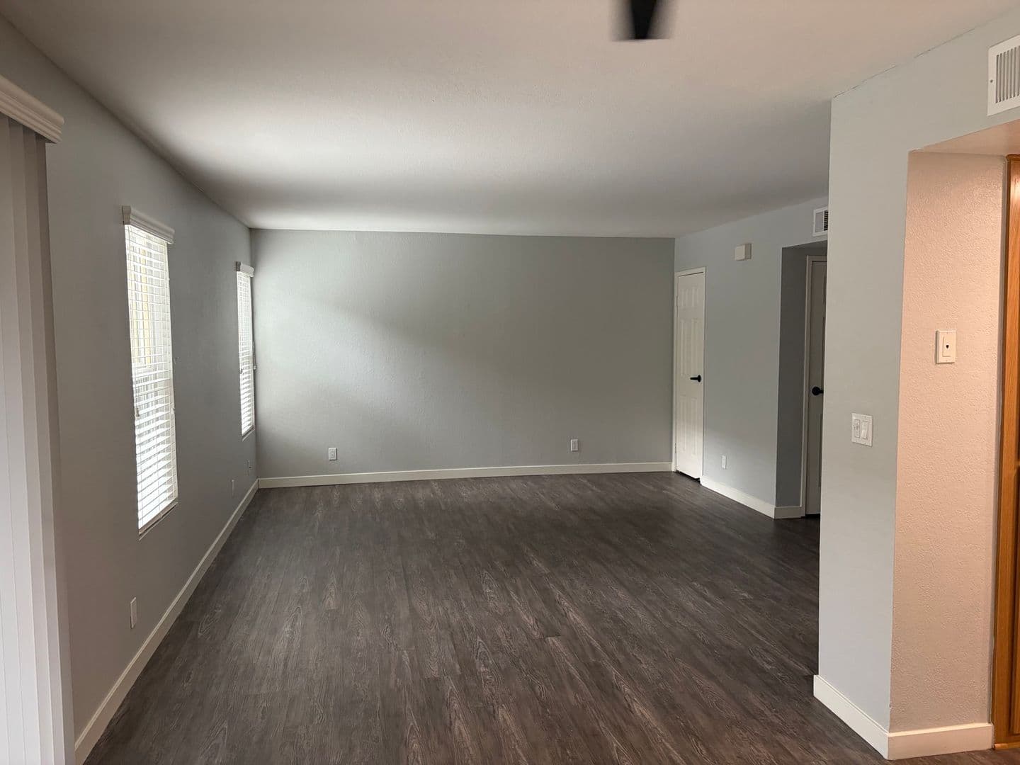 Riverside Apartment: 3957 Pierce Street
