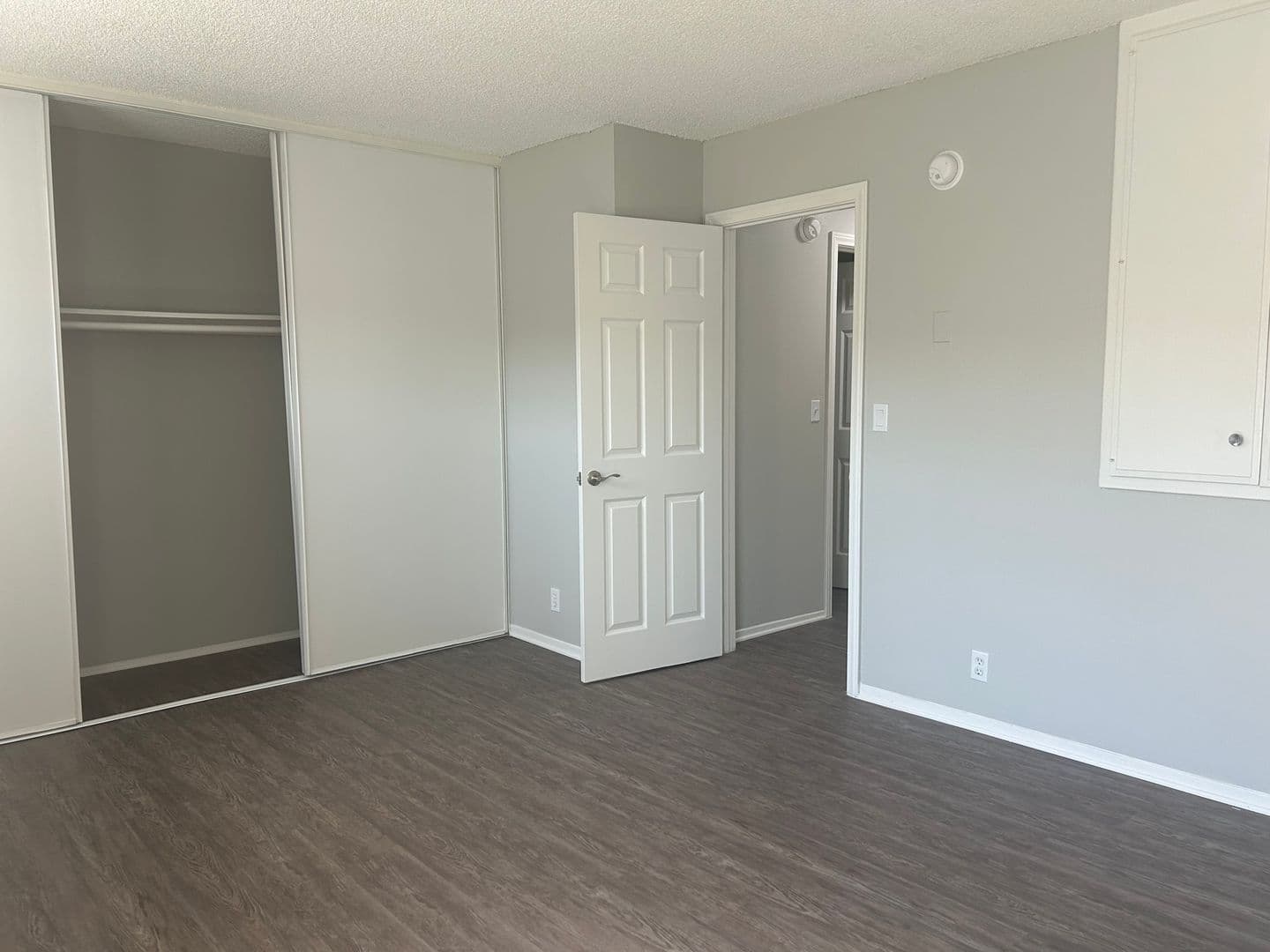Santa Ana Apartment: 811 S. Fairview