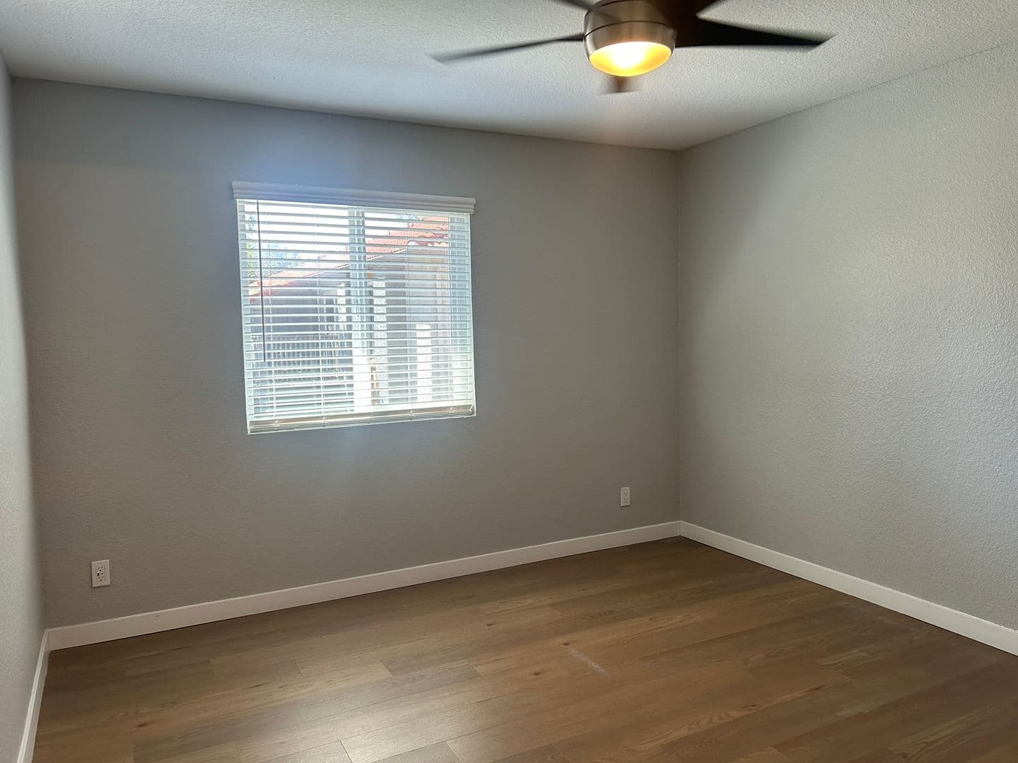 Riverside Apartment: 3957 Pierce Street