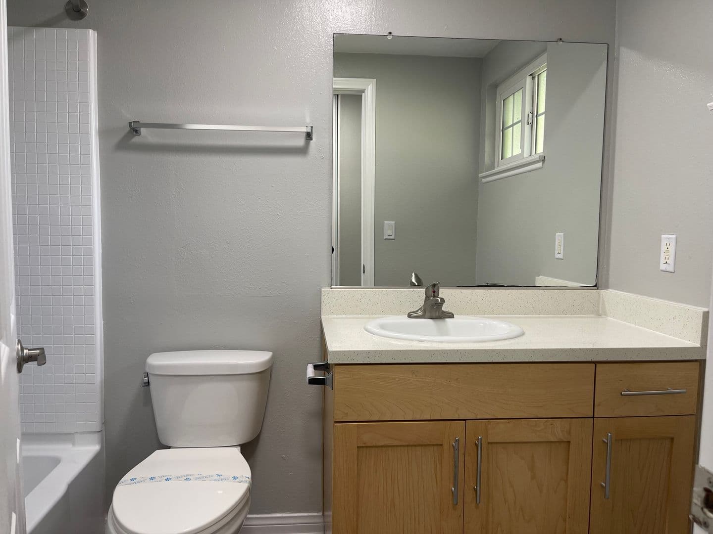 Santa Ana Apartment: 811 S. Fairview