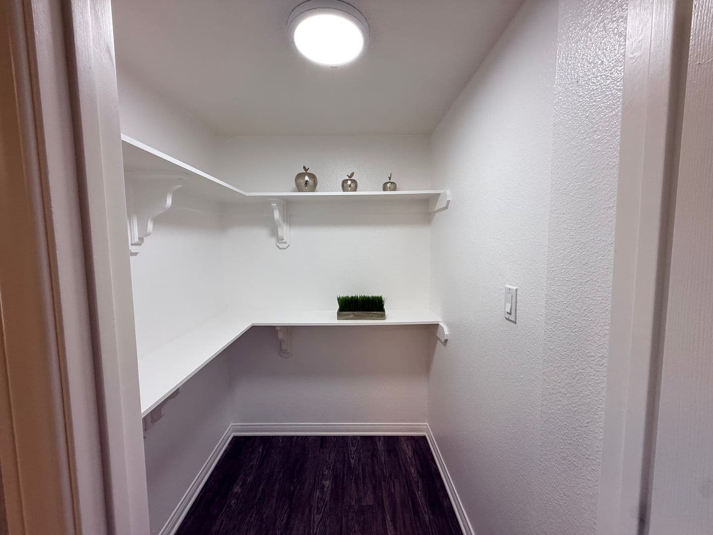 Garden Grove Apartment: 13884 Euclid Avenue