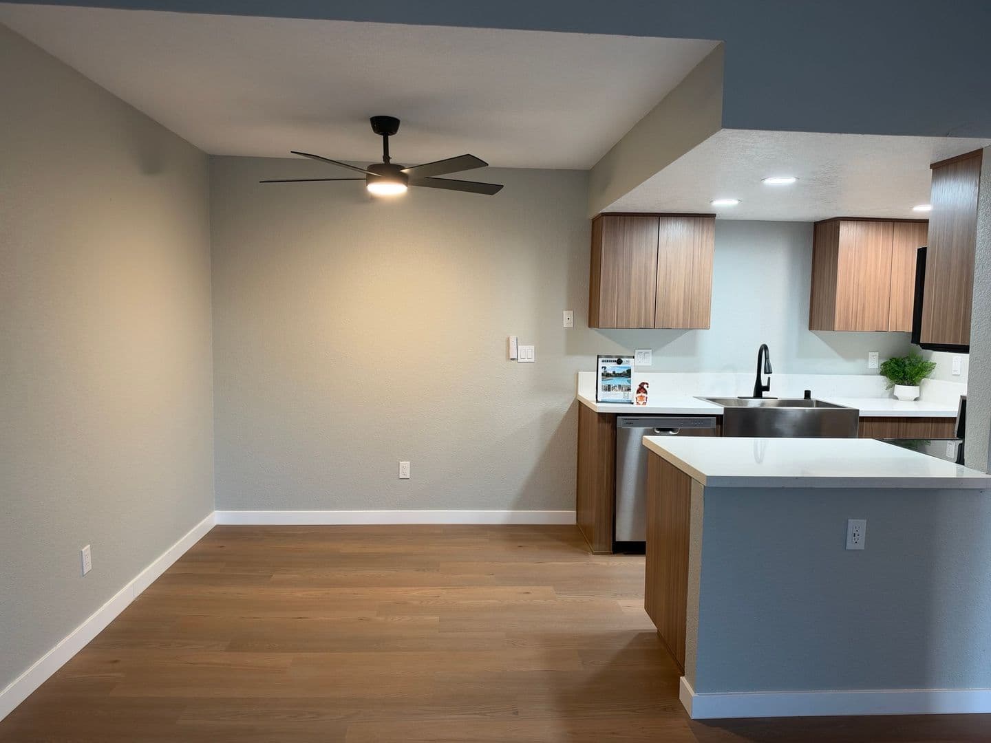 Riverside Apartment: 3900 Fir Tree Drive