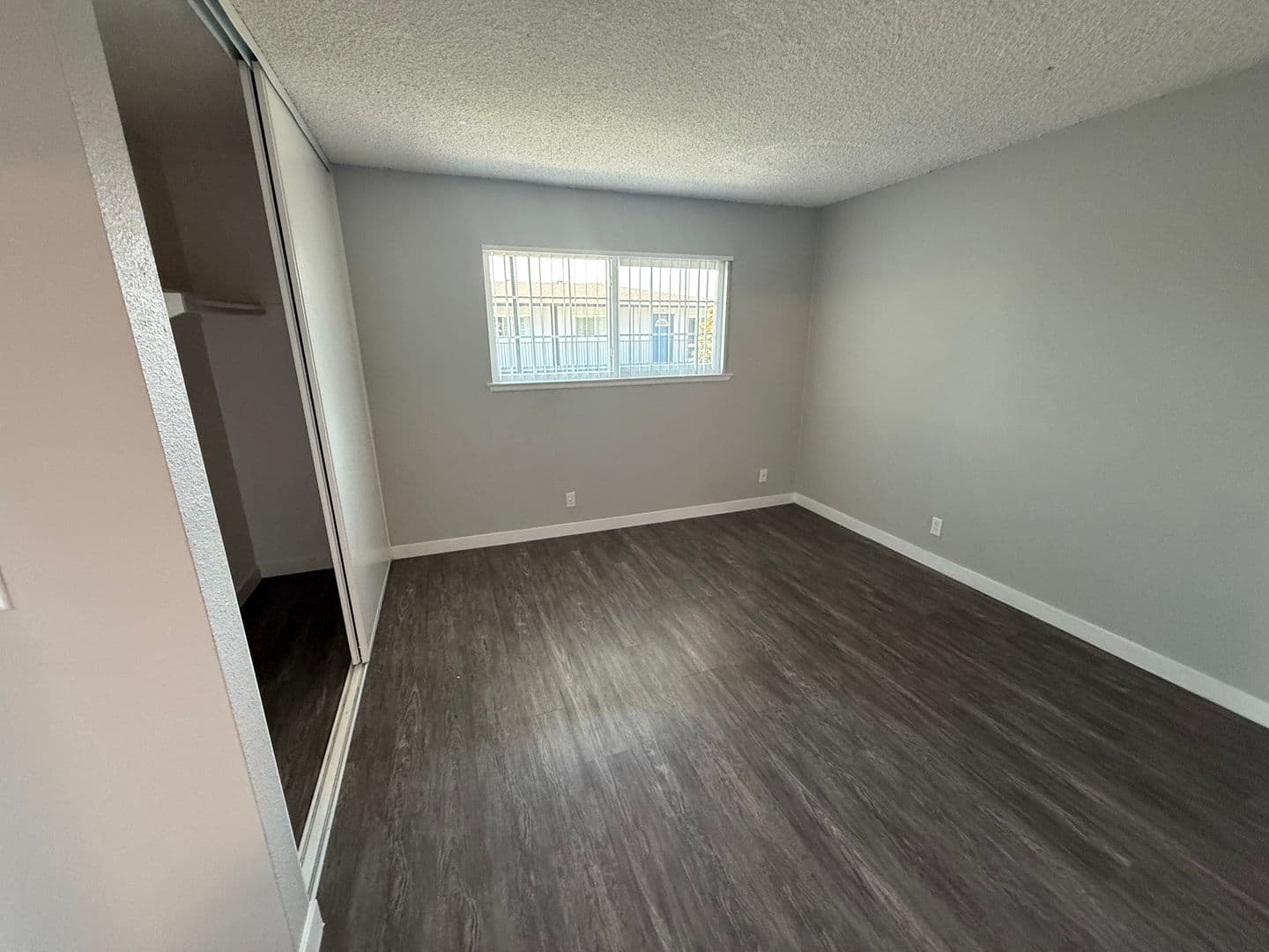 Santa Ana Apartment: 811 S. Fairview