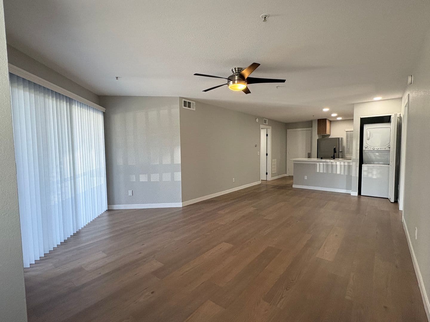 Costa Mesa Apartment: 2855 Pinecreek Drive