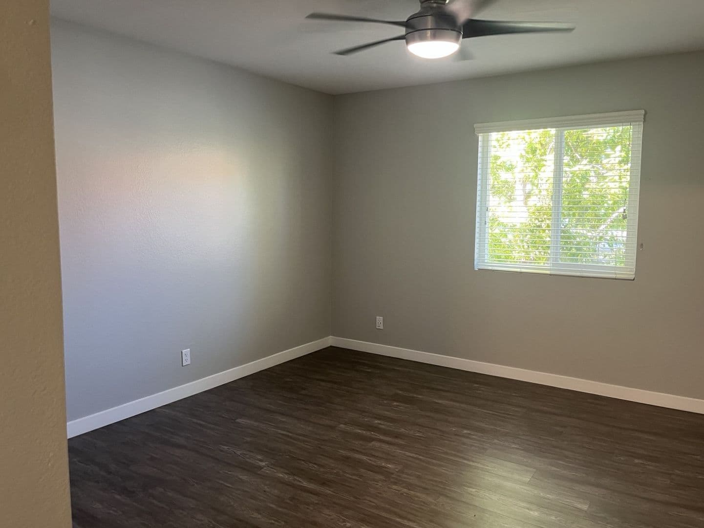 Riverside Apartment: 3957 Pierce Street