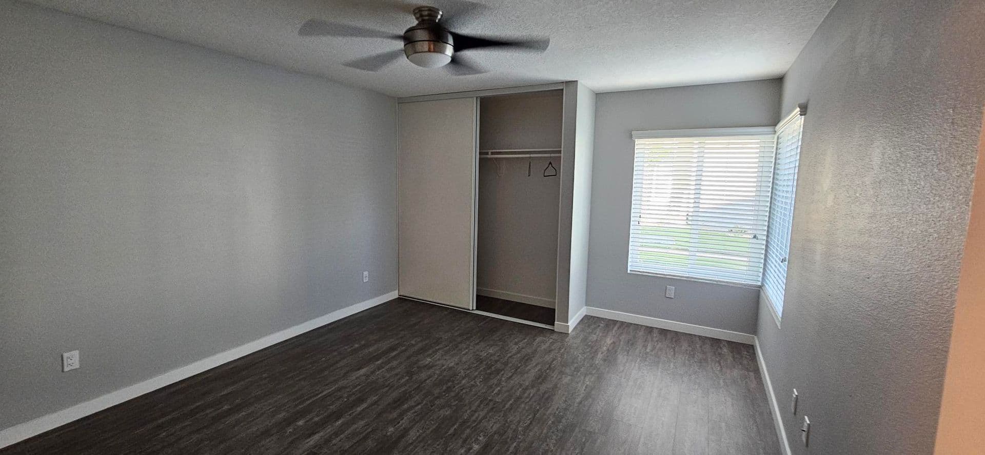 Riverside Apartment: 7600 Ambergate Place