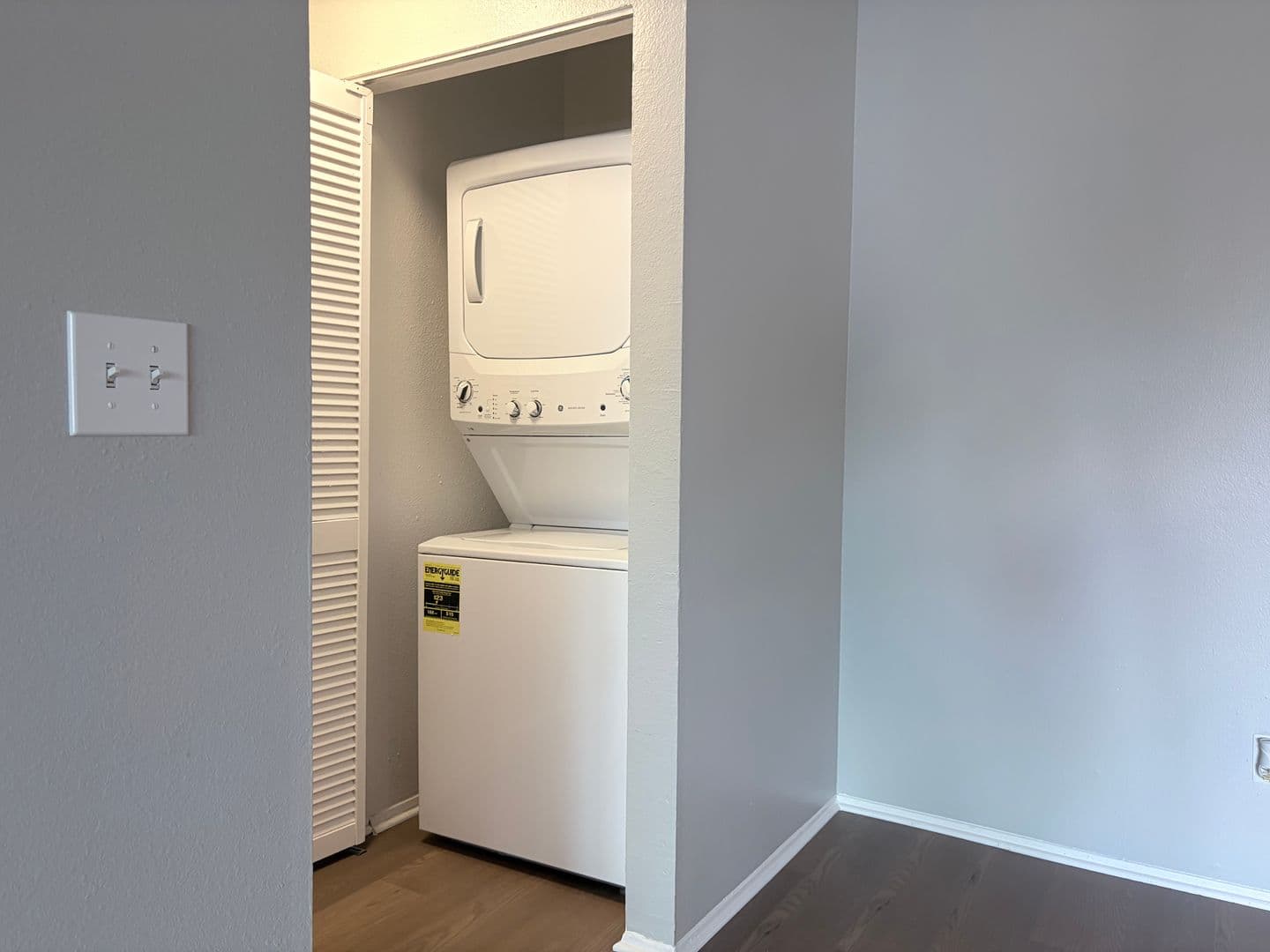 Huntington Beach Apartment: 7701 Warner Ave.
