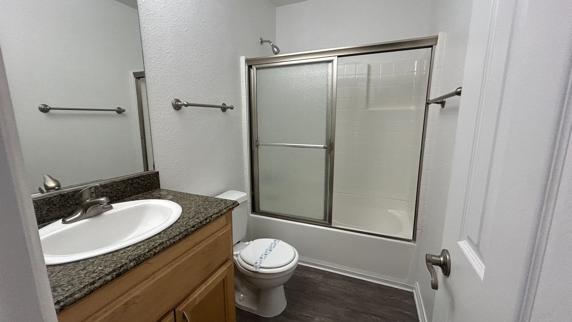 Anaheim Apartment: 2828 W. Ball Road