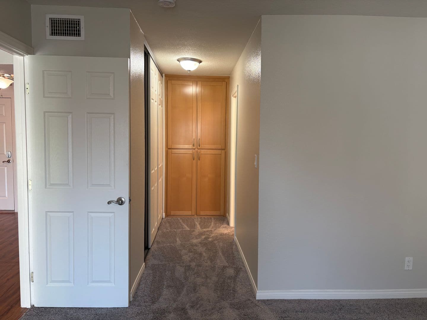 Anaheim Apartment: 2970 W. Orange Avenue