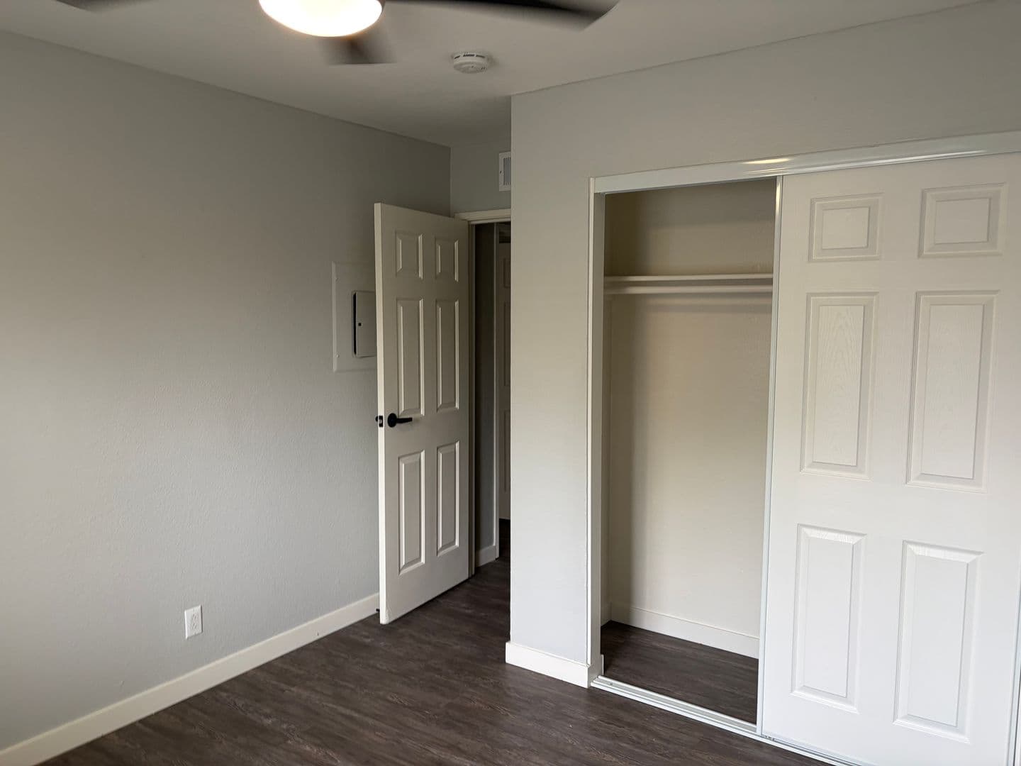 Riverside Apartment: 3957 Pierce Street