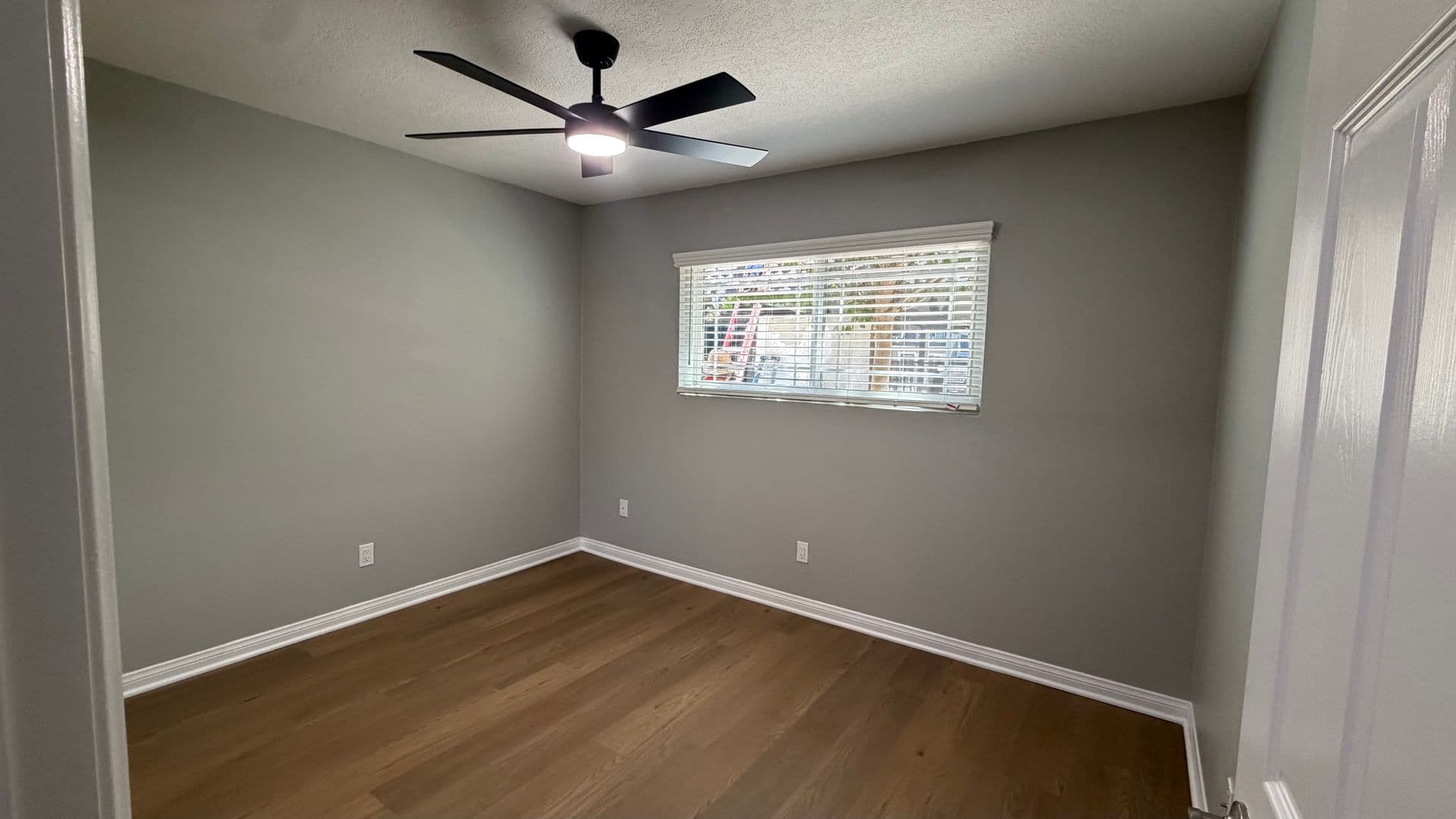 Anaheim Apartment: 2828 W. Ball Road