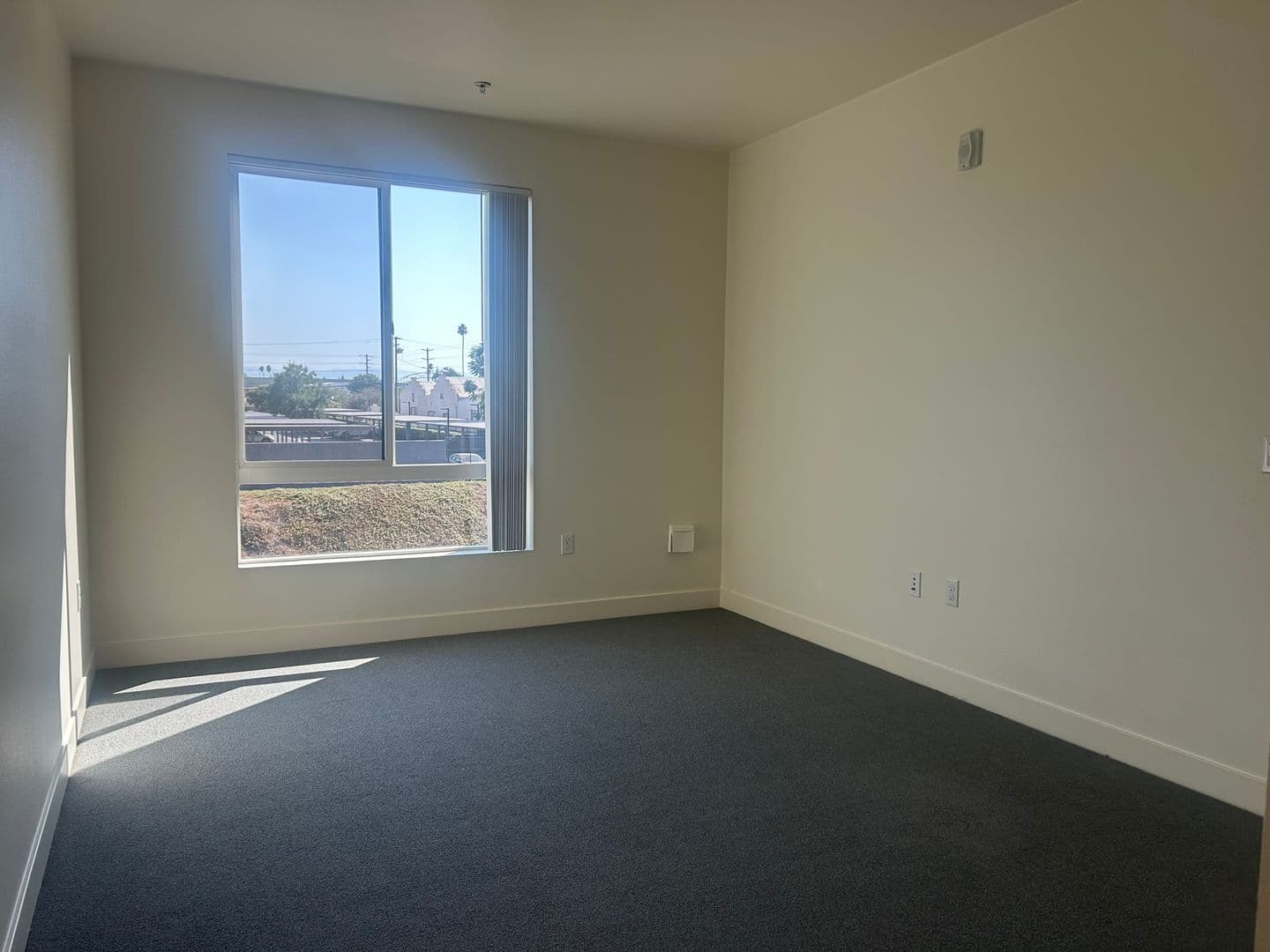 Riverside Apartment: 3050 Mission Inn Avenue