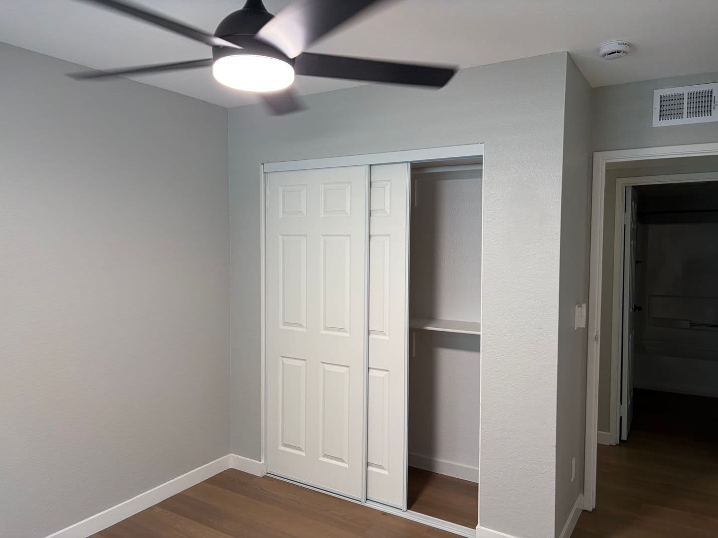 Riverside Apartment: 3957 Pierce Street