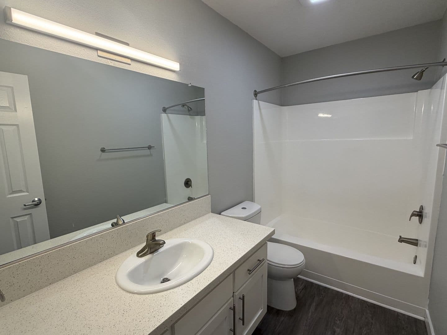 Norwalk Apartment: 12301 Studebaker Road