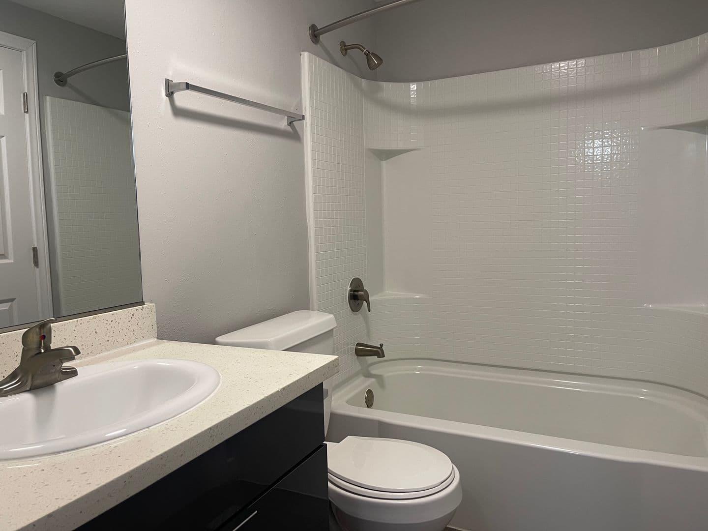 Santa Ana Apartment: 811 S. Fairview