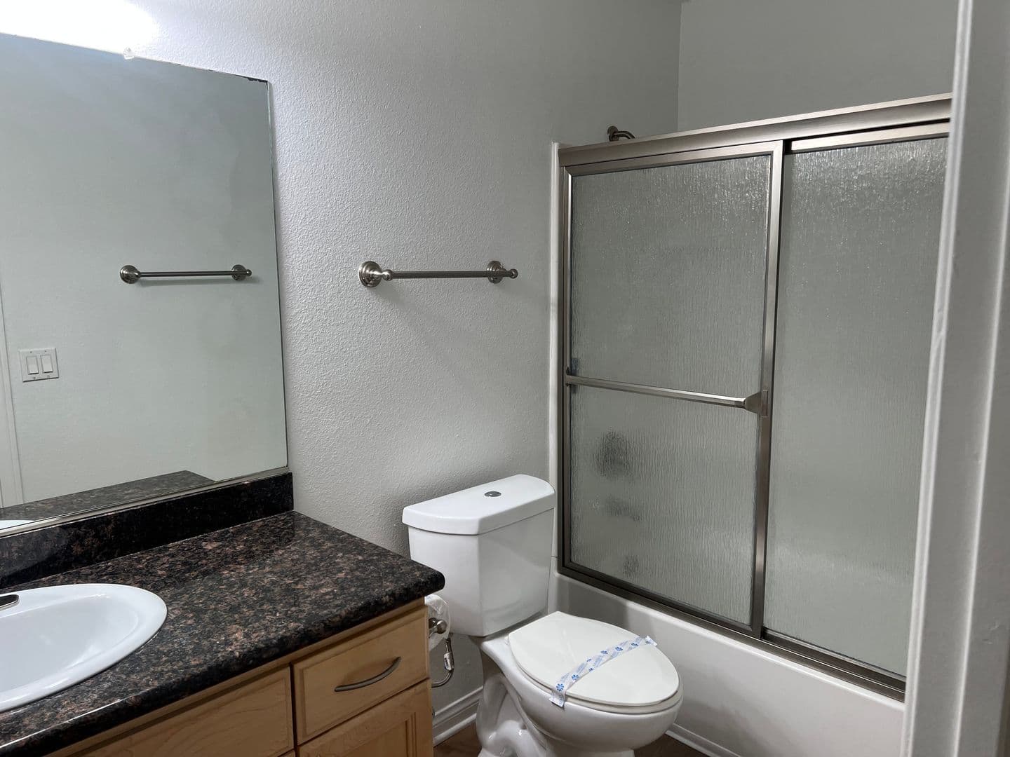 Anaheim Apartment: 2704 W. Ball Road