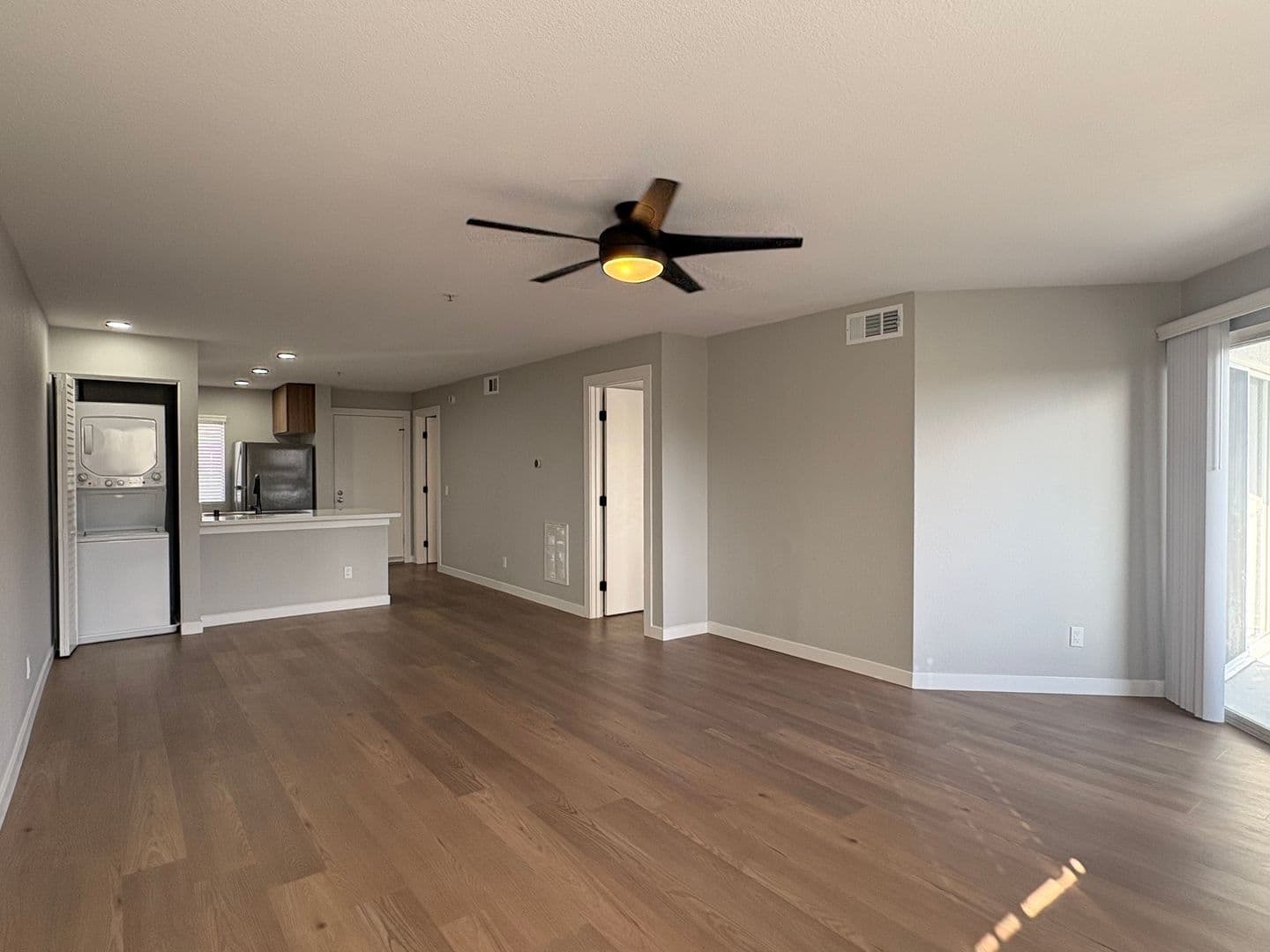 Costa Mesa Apartment: 2855 Pinecreek Drive