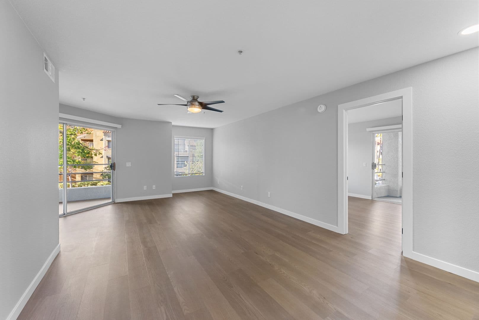 Costa Mesa Apartment: 2855 Pinecreek Drive