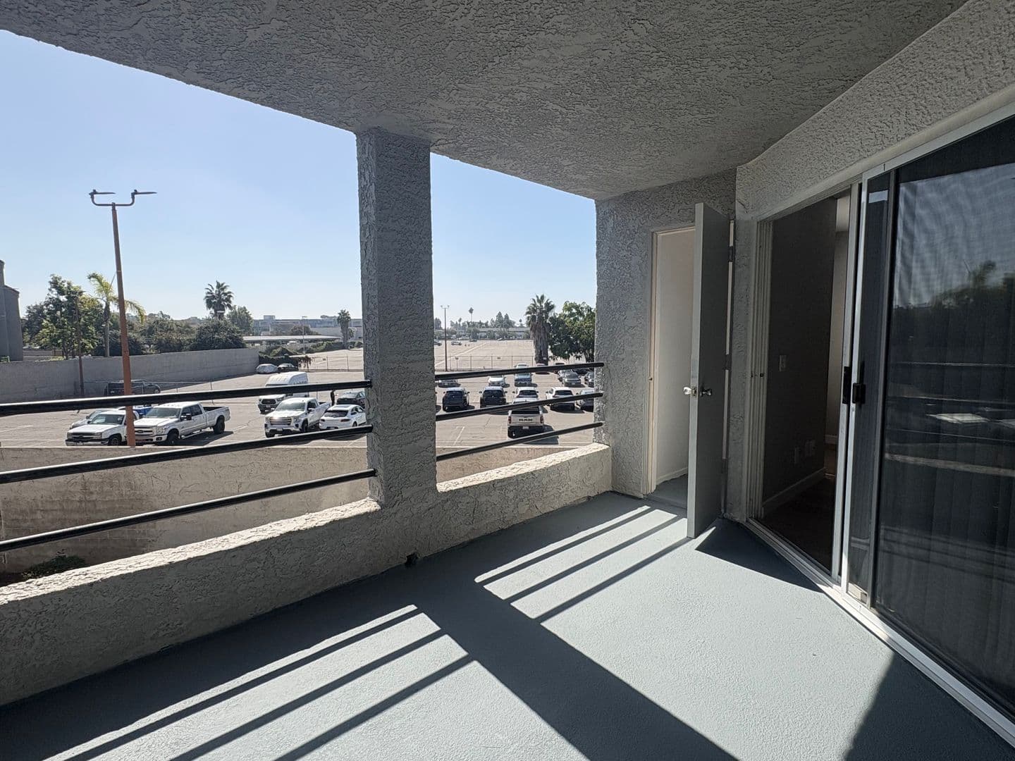 Costa Mesa Apartment: 2855 Pinecreek Drive