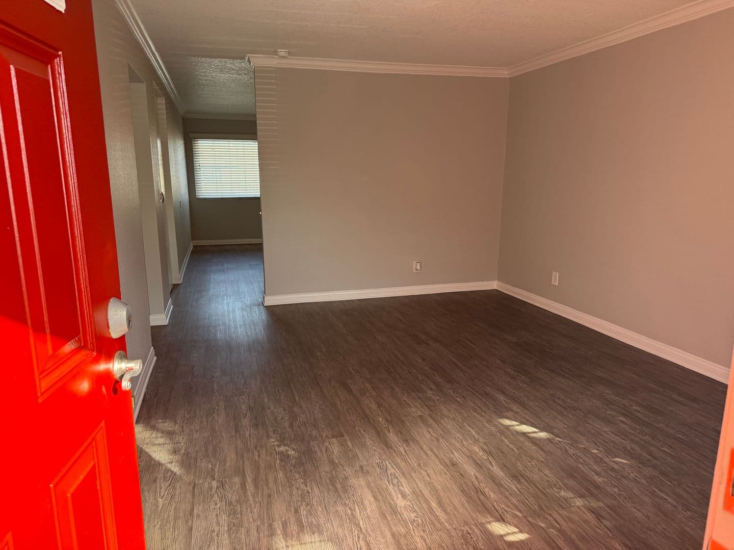 Anaheim Apartment: 2704 W. Ball Road