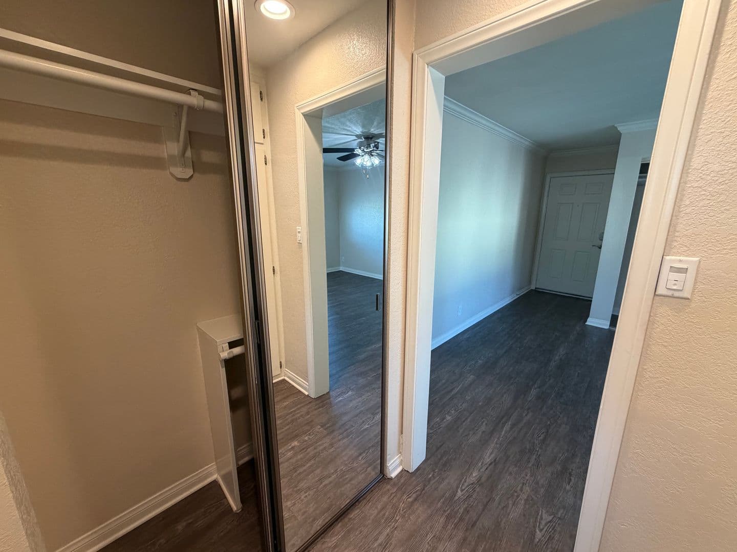 Lakewood Apartment: 4907 1/4 Hayter Avenue