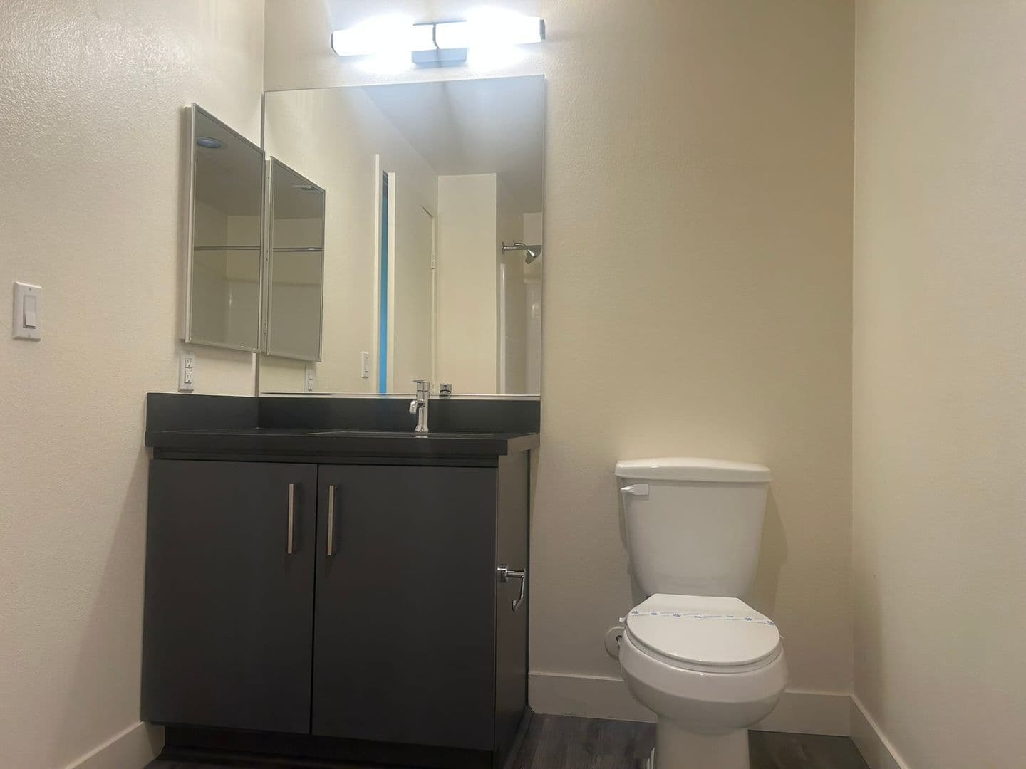 Riverside Apartment: 3050 Mission Inn Avenue