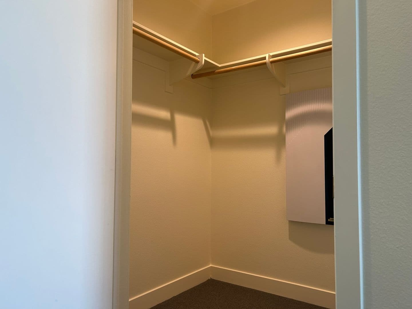 Riverside Apartment: 3050 Mission Inn Avenue