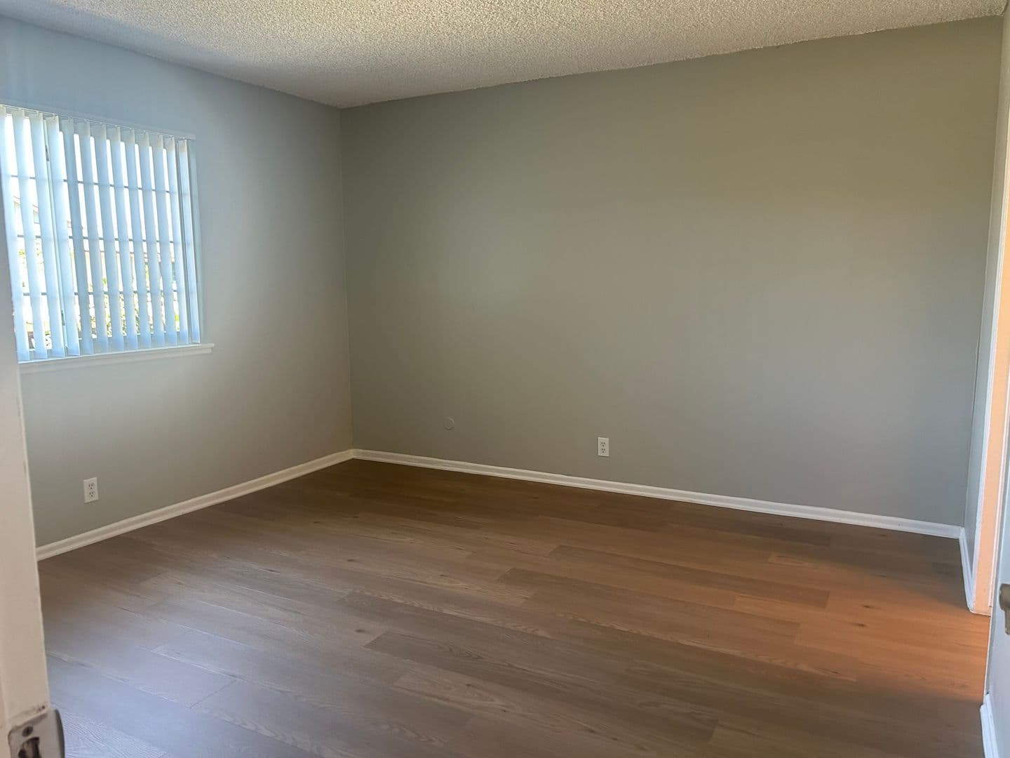 Santa Ana Apartment: 811 S. Fairview