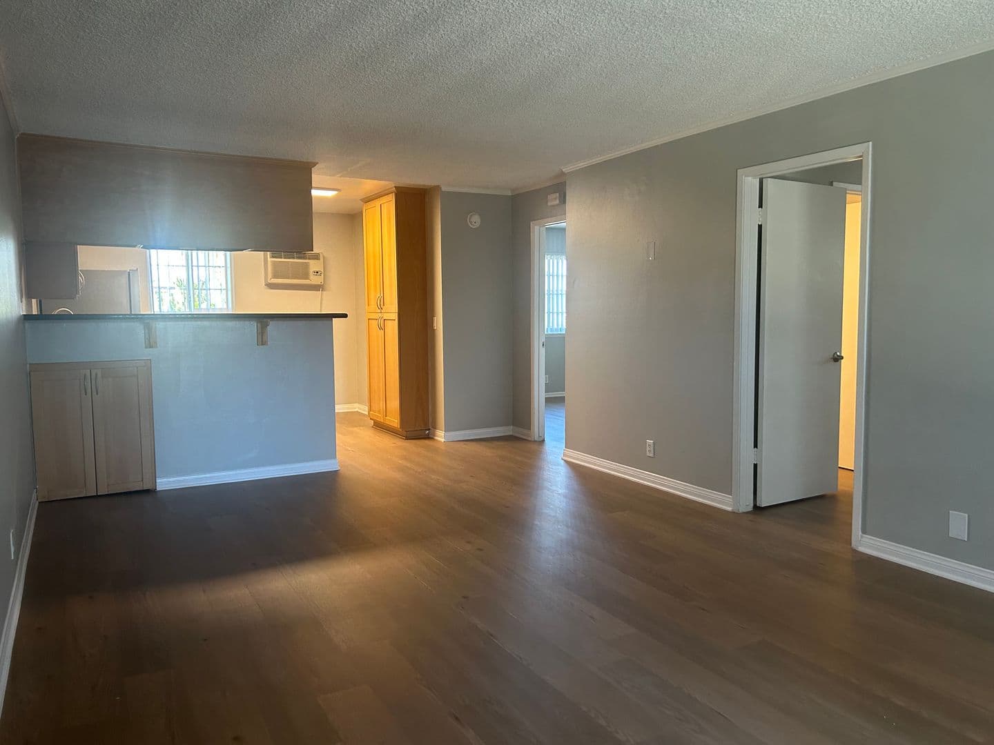 Santa Ana Apartment: 811 S. Fairview