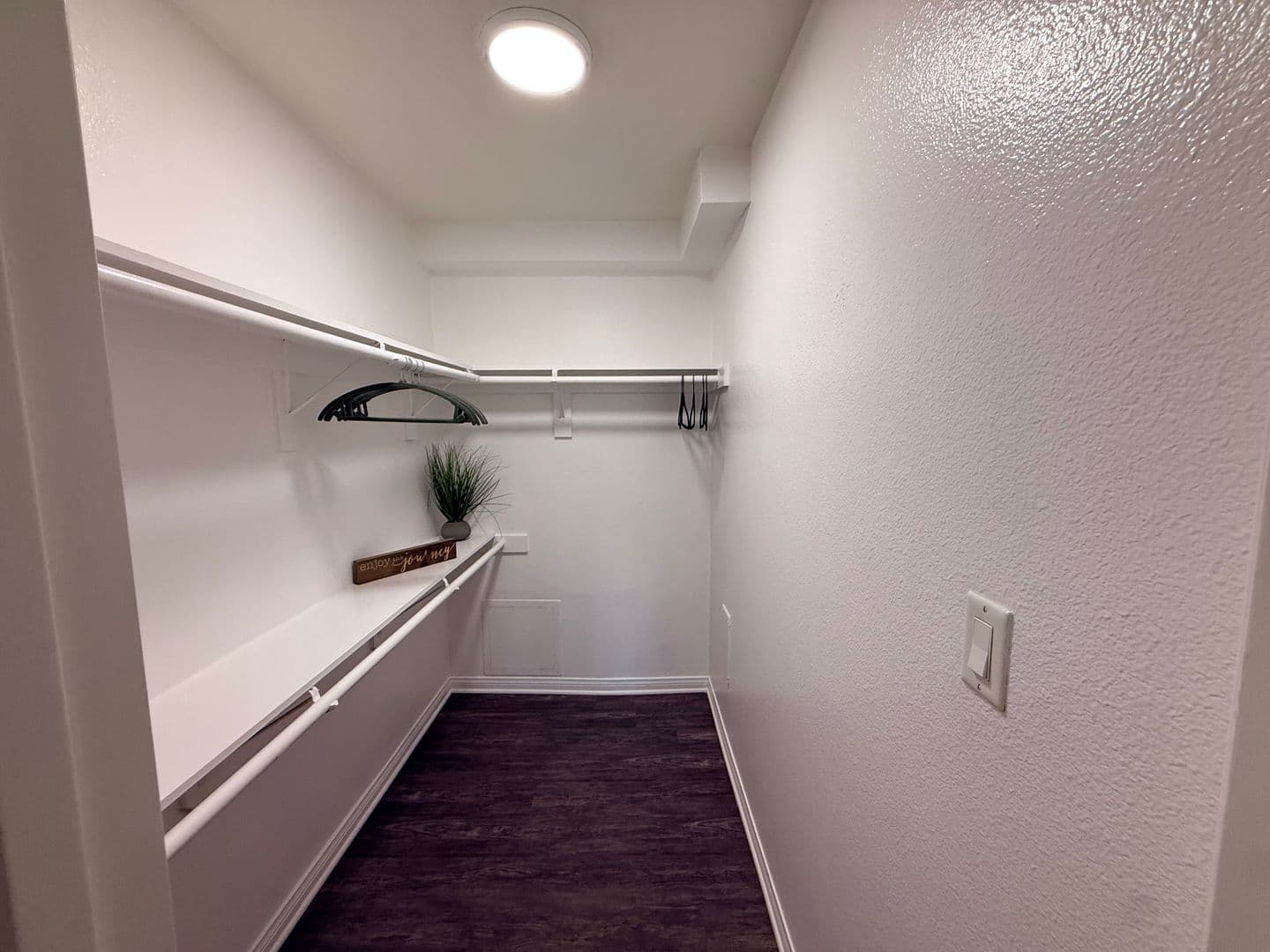 Garden Grove Apartment: 13884 Euclid Avenue