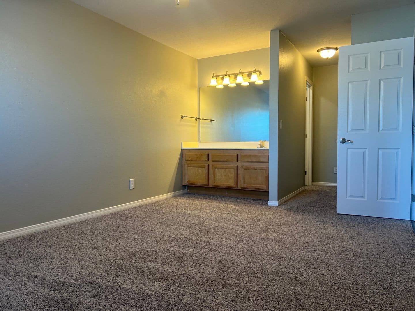 Fullerton Apartment: 1501 S. Highland Avenue