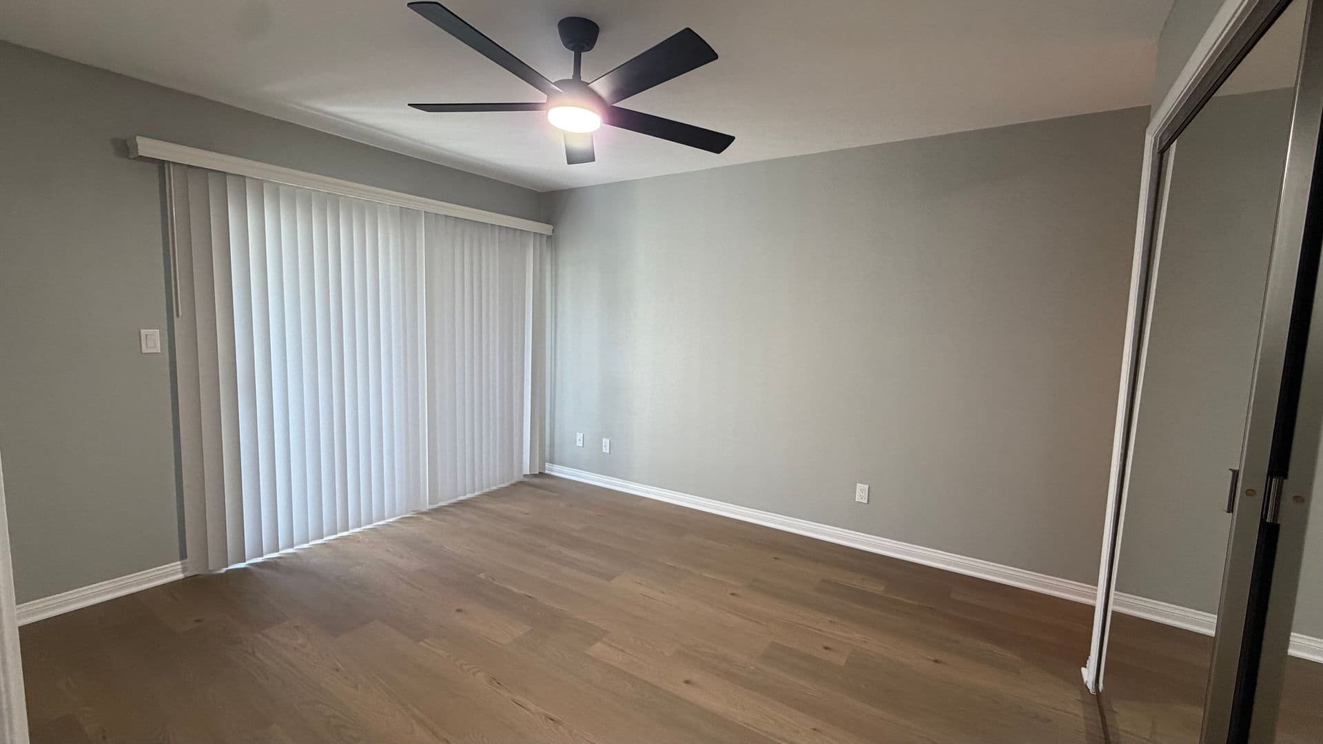 Anaheim Apartment: 2828 W. Ball Road