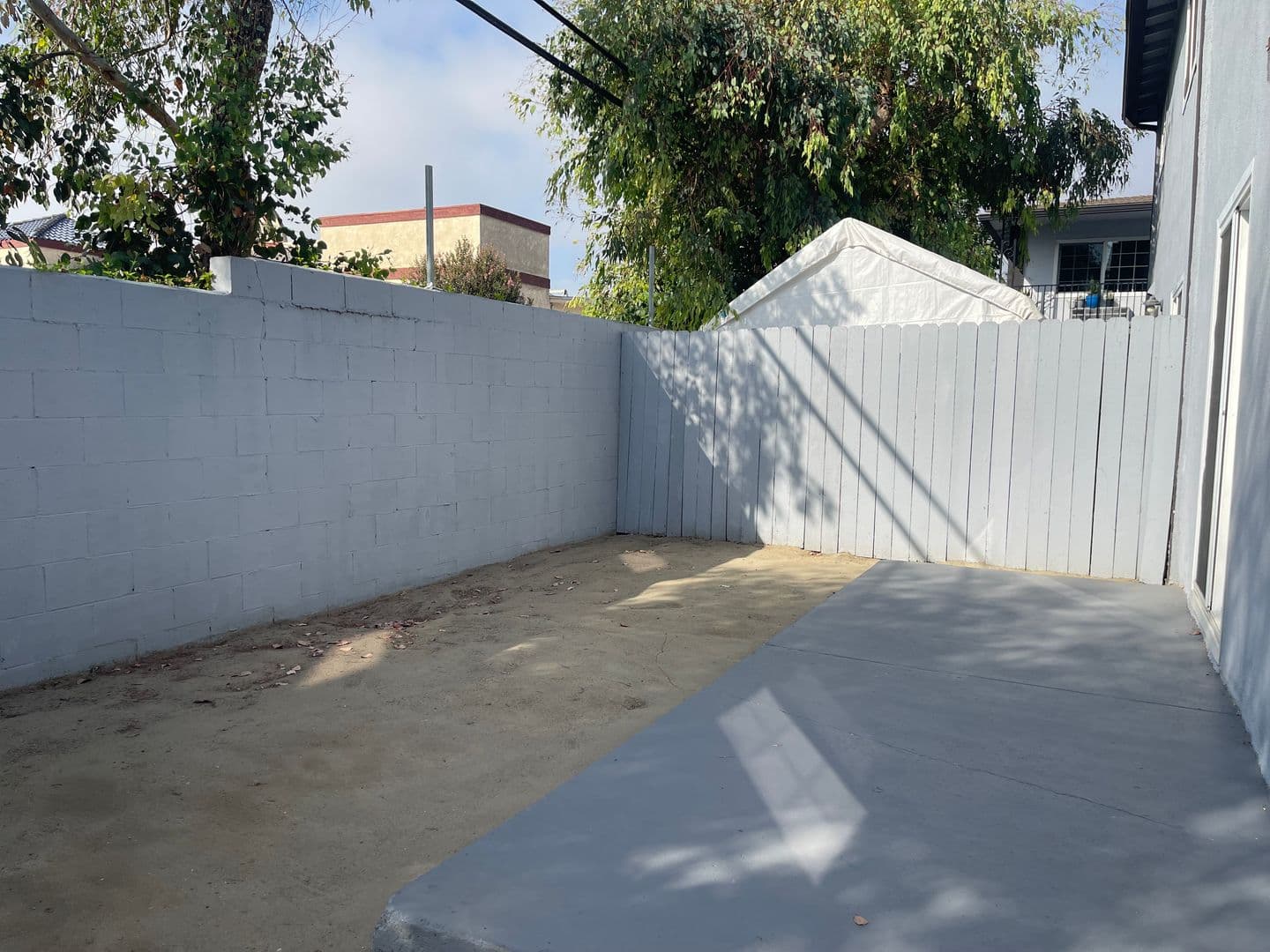 Santa Ana Apartment: 811 S. Fairview