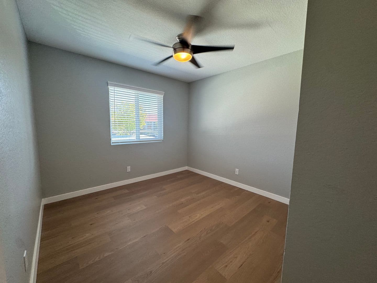 Riverside Apartment: 3957 Pierce Street