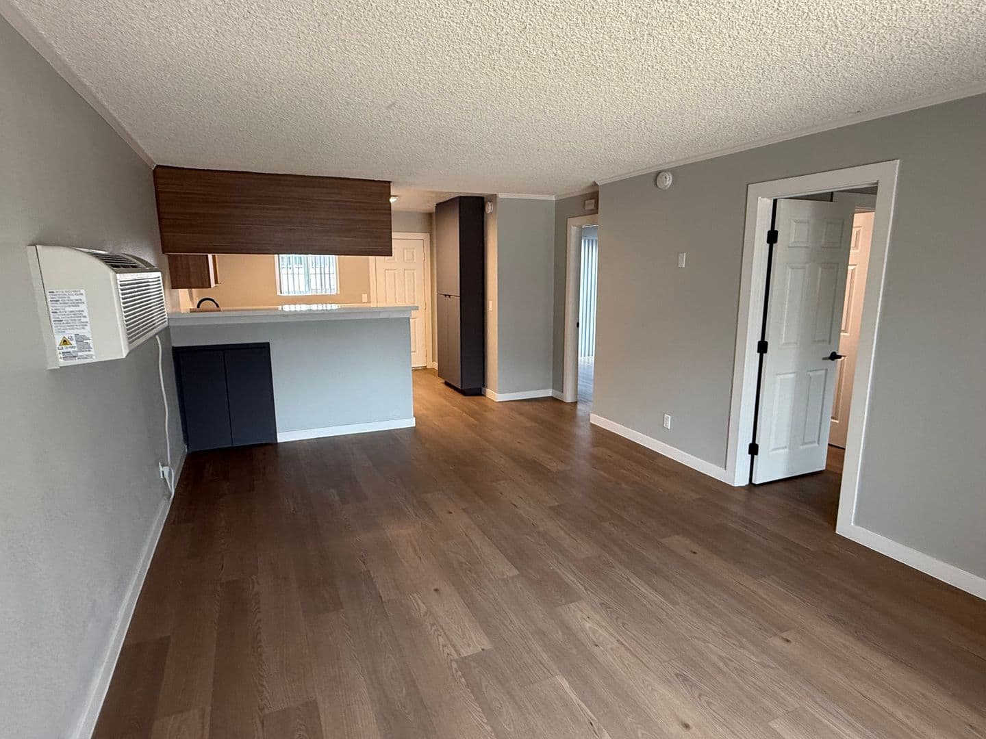 Santa Ana Apartment: 811 S. Fairview
