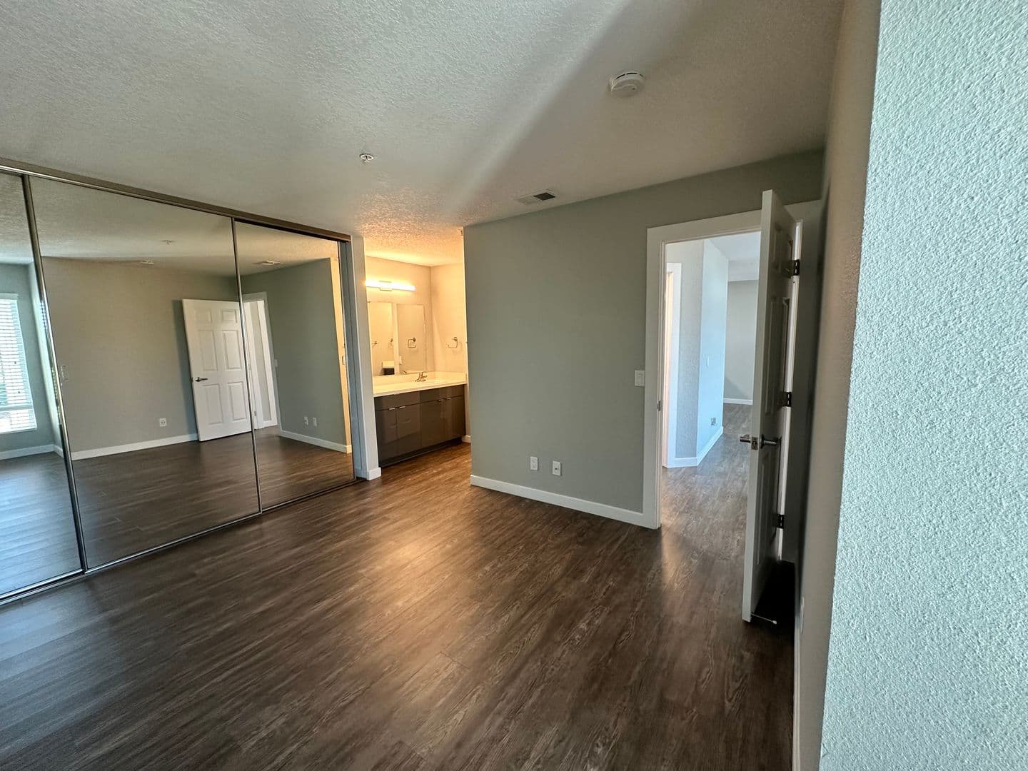 Santa Ana Apartment: 2111 W. 17th Street