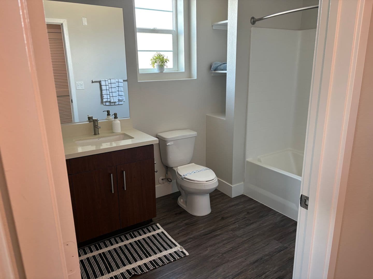 Chino Hills Apartment: 15101 Fairfield Ranch Road