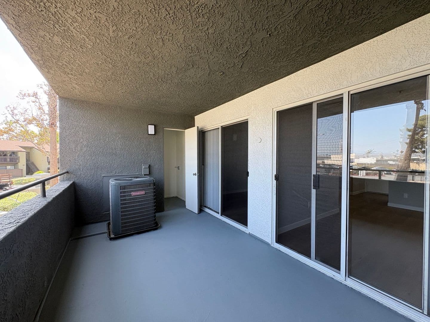 Costa Mesa Apartment: 2855 Pinecreek Drive
