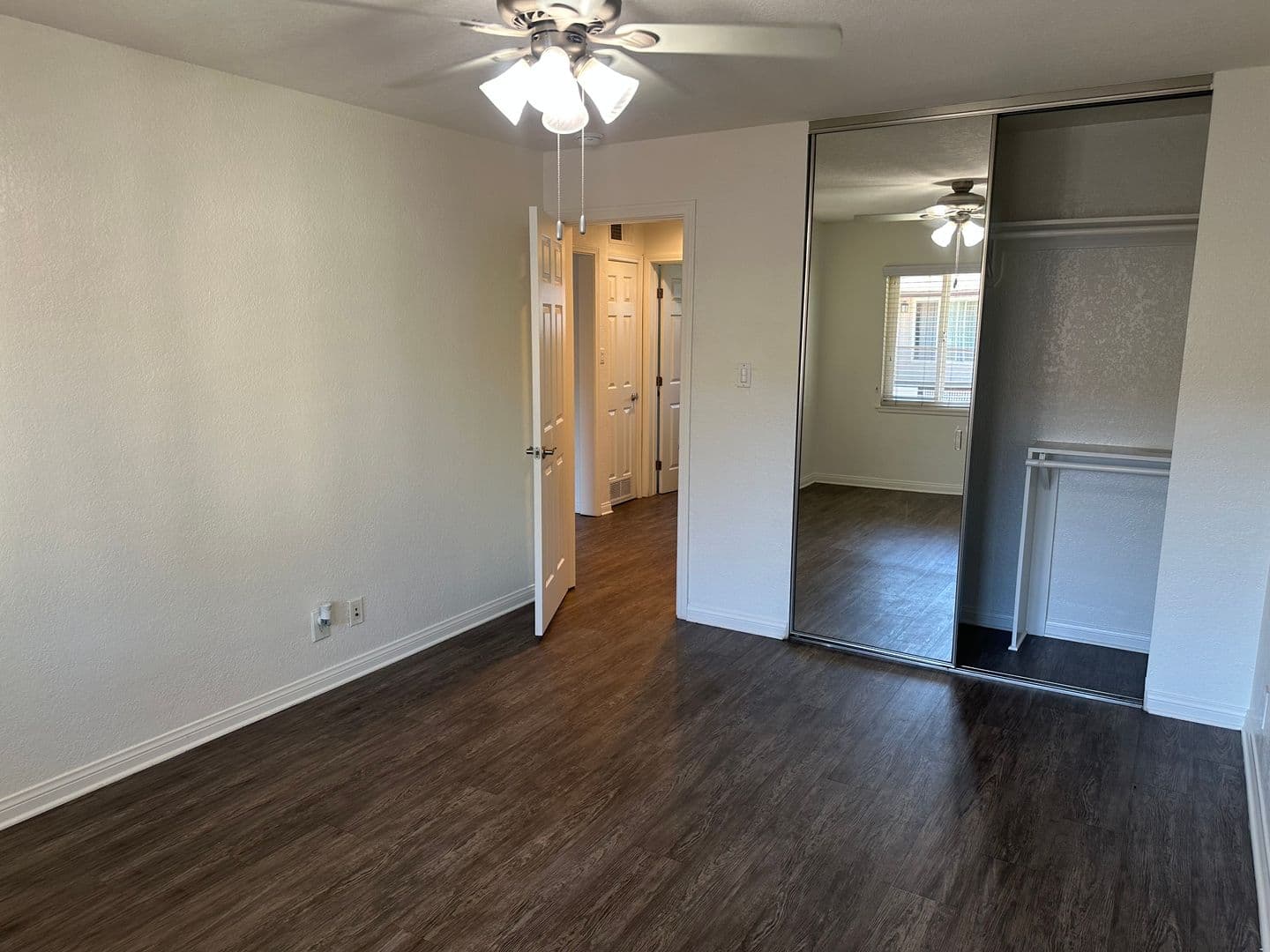Lakewood Apartment: 4907 1/4 Hayter Avenue