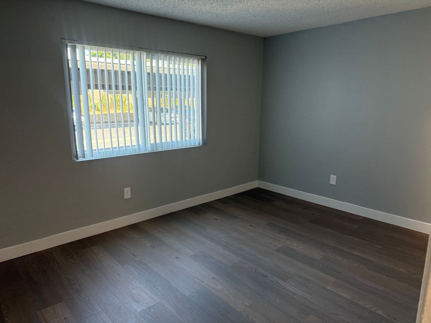 Ontario Apartment: 1352 West 5th Street