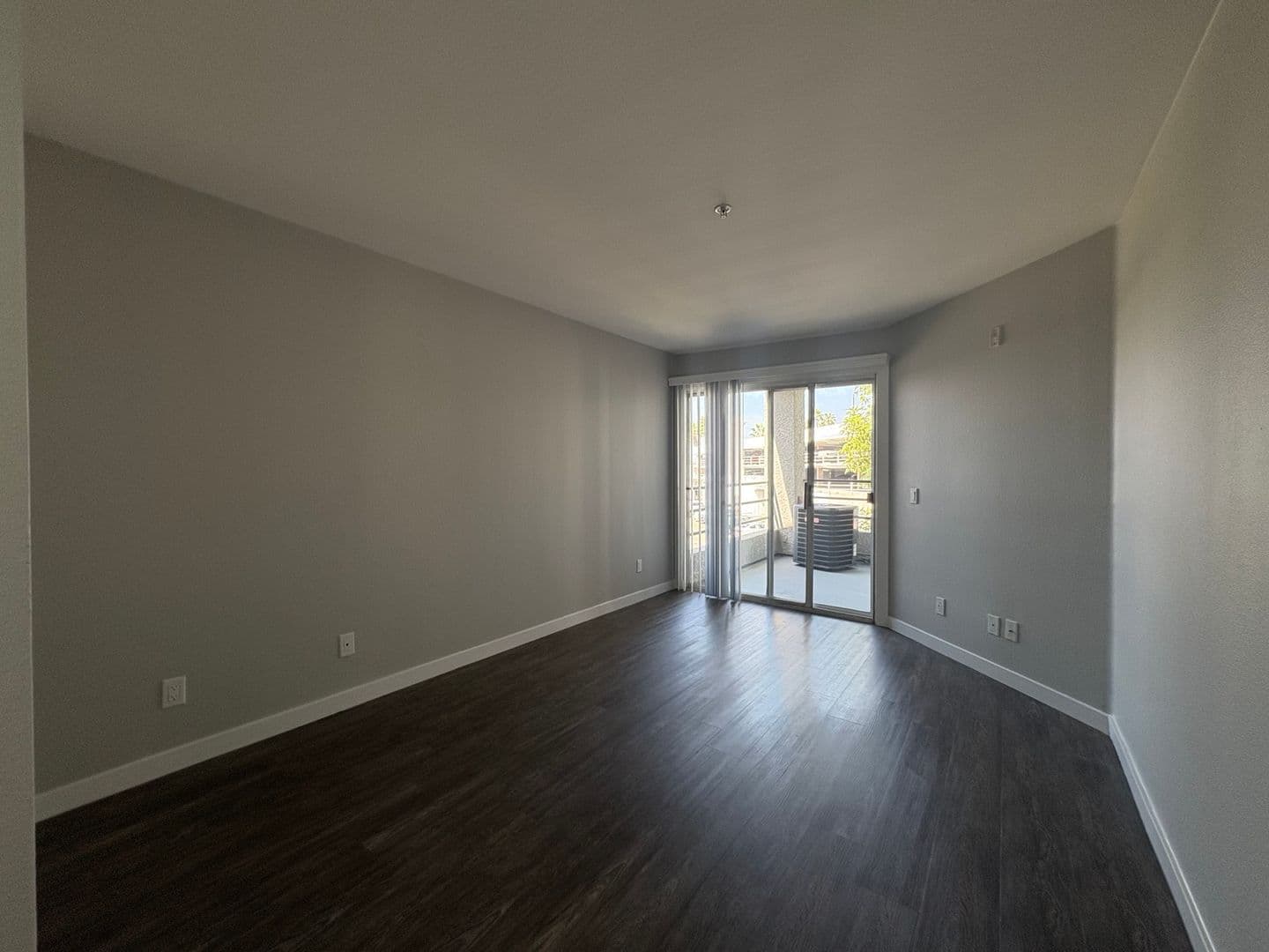 Costa Mesa Apartment: 2855 Pinecreek Drive