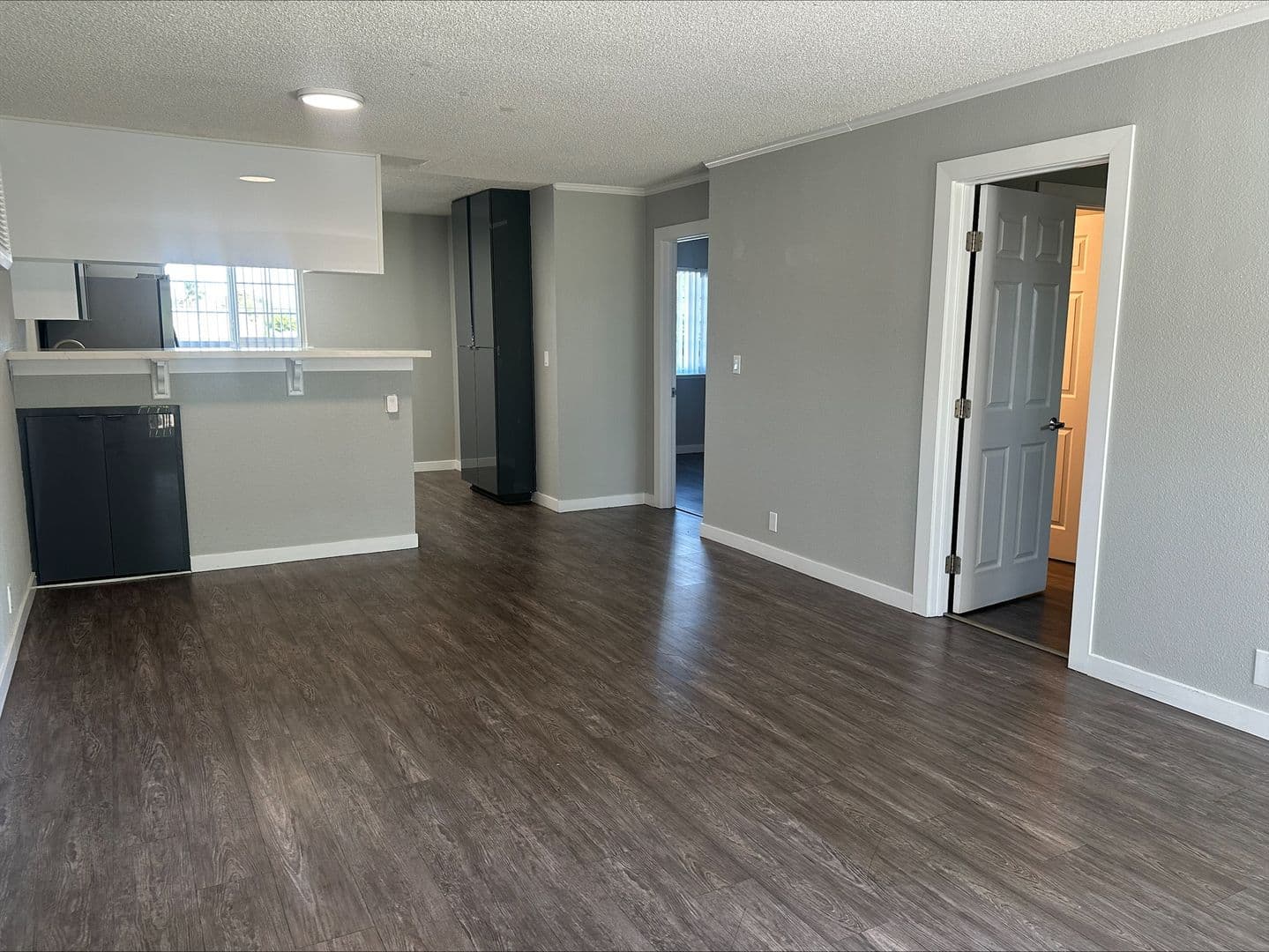 Santa Ana Apartment: 811 S. Fairview