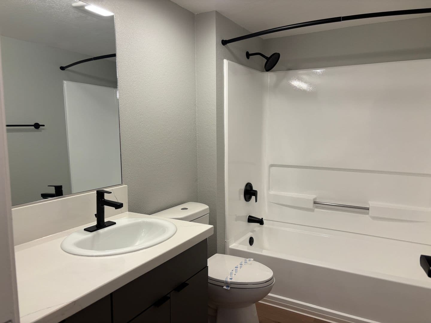Riverside Apartment: 3957 Pierce Street