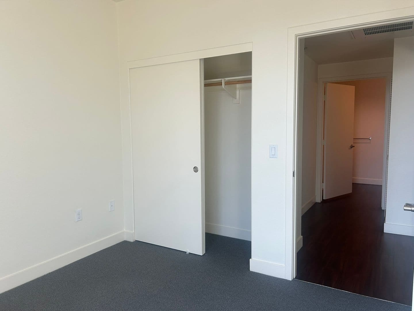 Riverside Apartment: 3050 Mission Inn Avenue