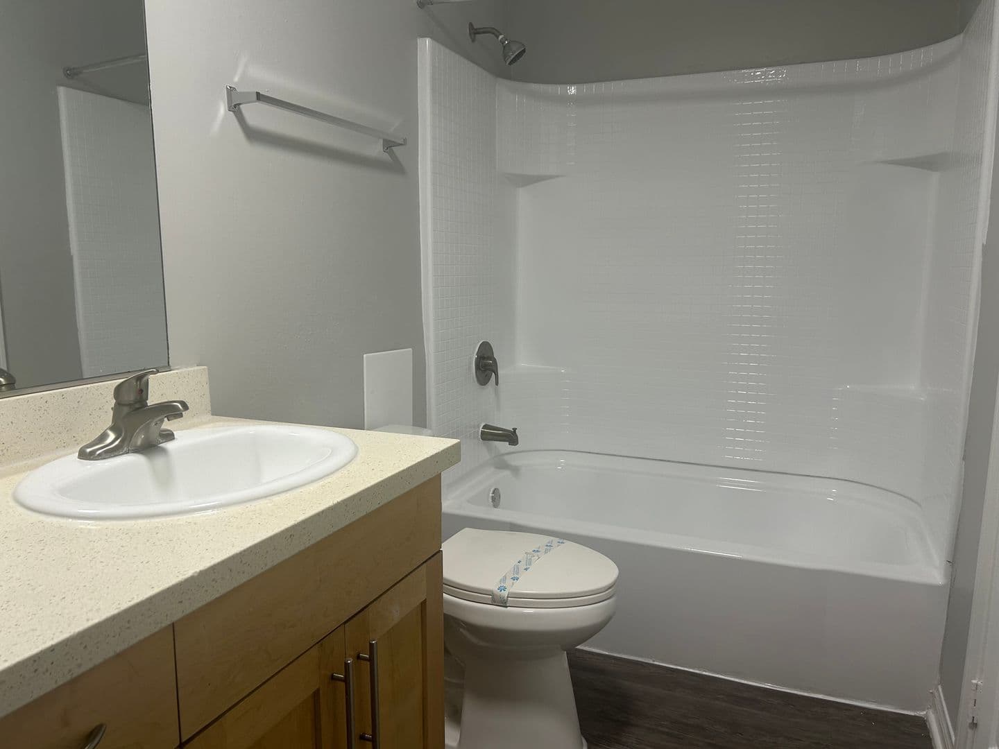 Santa Ana Apartment: 811 S. Fairview