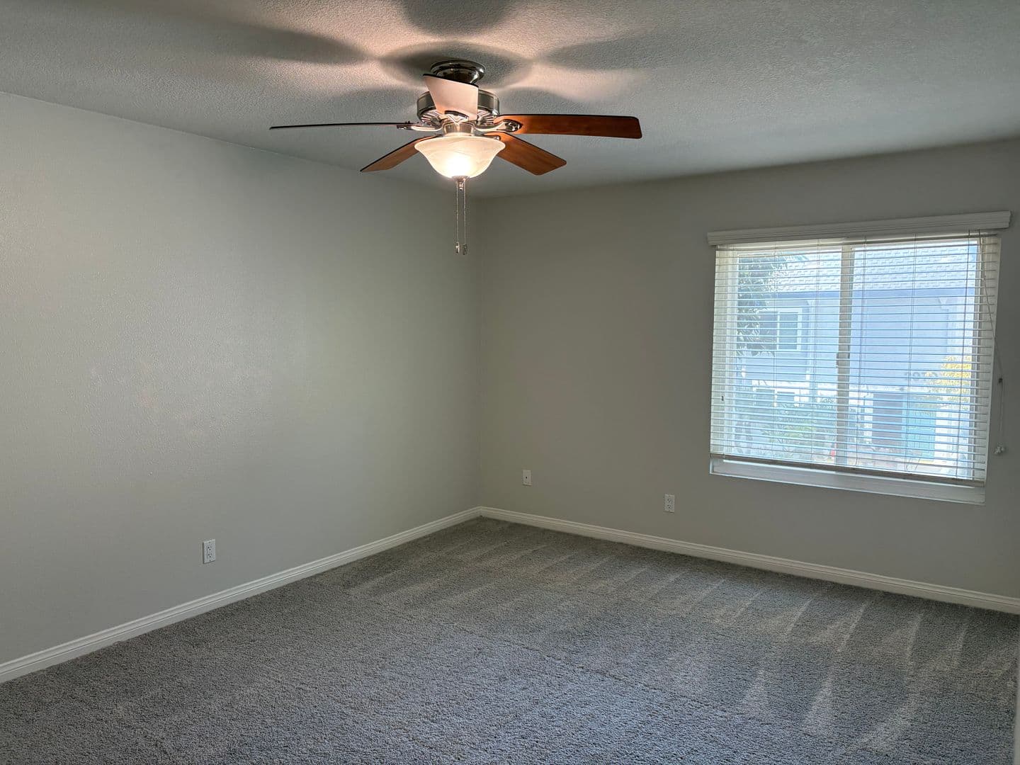 Anaheim Apartment: 2970 W. Orange Avenue
