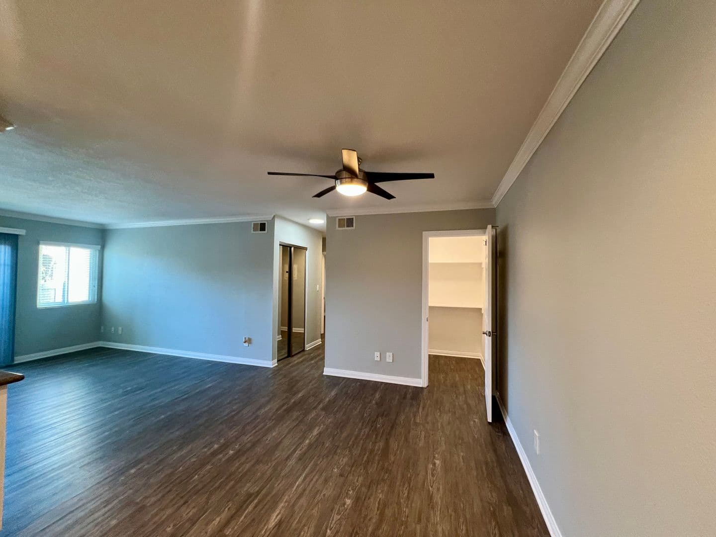 Garden Grove Apartment: 13884 Euclid Avenue