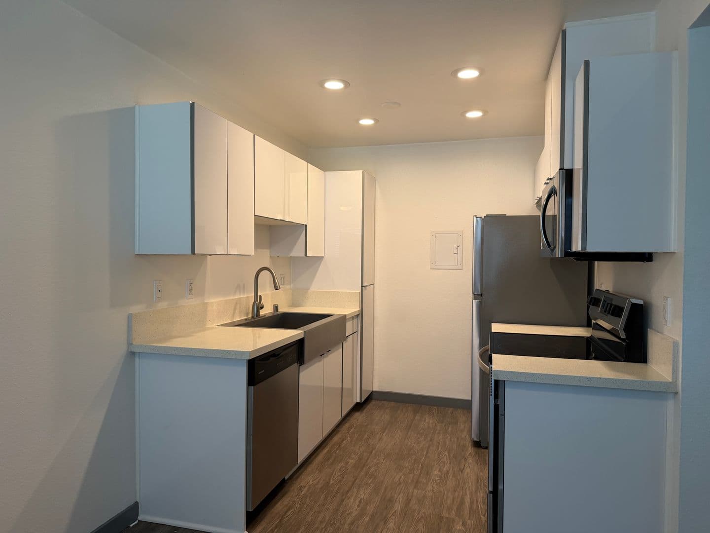 Fullerton Apartment: 2656 Associated Road